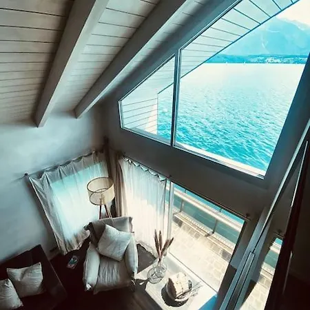 The Lakeview Villa *