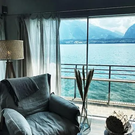 The Lakeview Villa *
