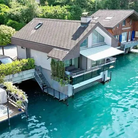 ヴィラ The Lakeview